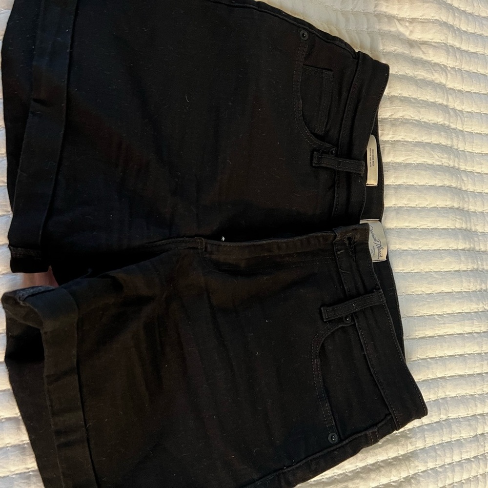 Universal Thread Black Jean Shorts Classic Style
